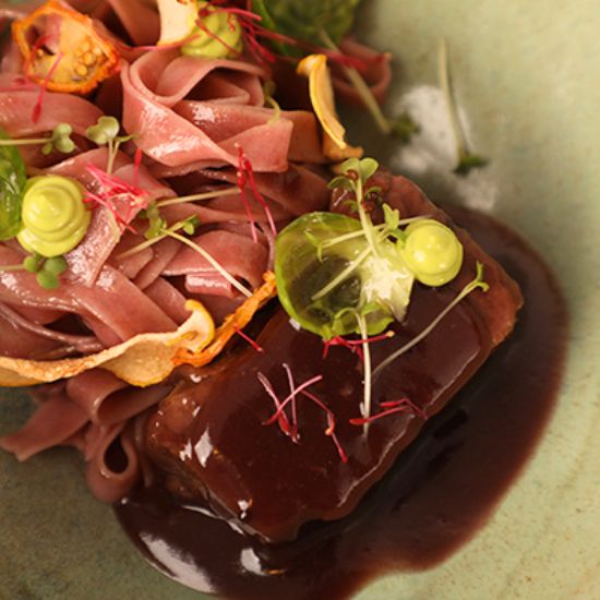 Plateada con pasta de beterraga